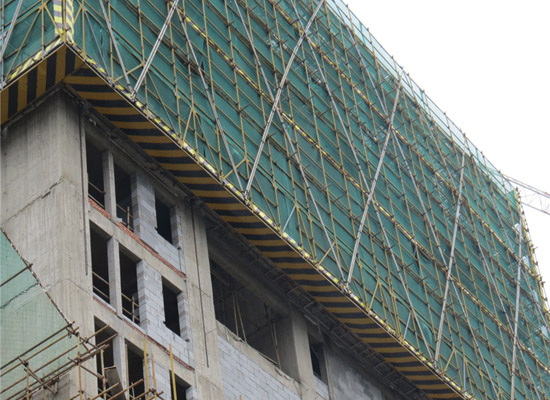 建筑爬架網片在建筑行業的應用